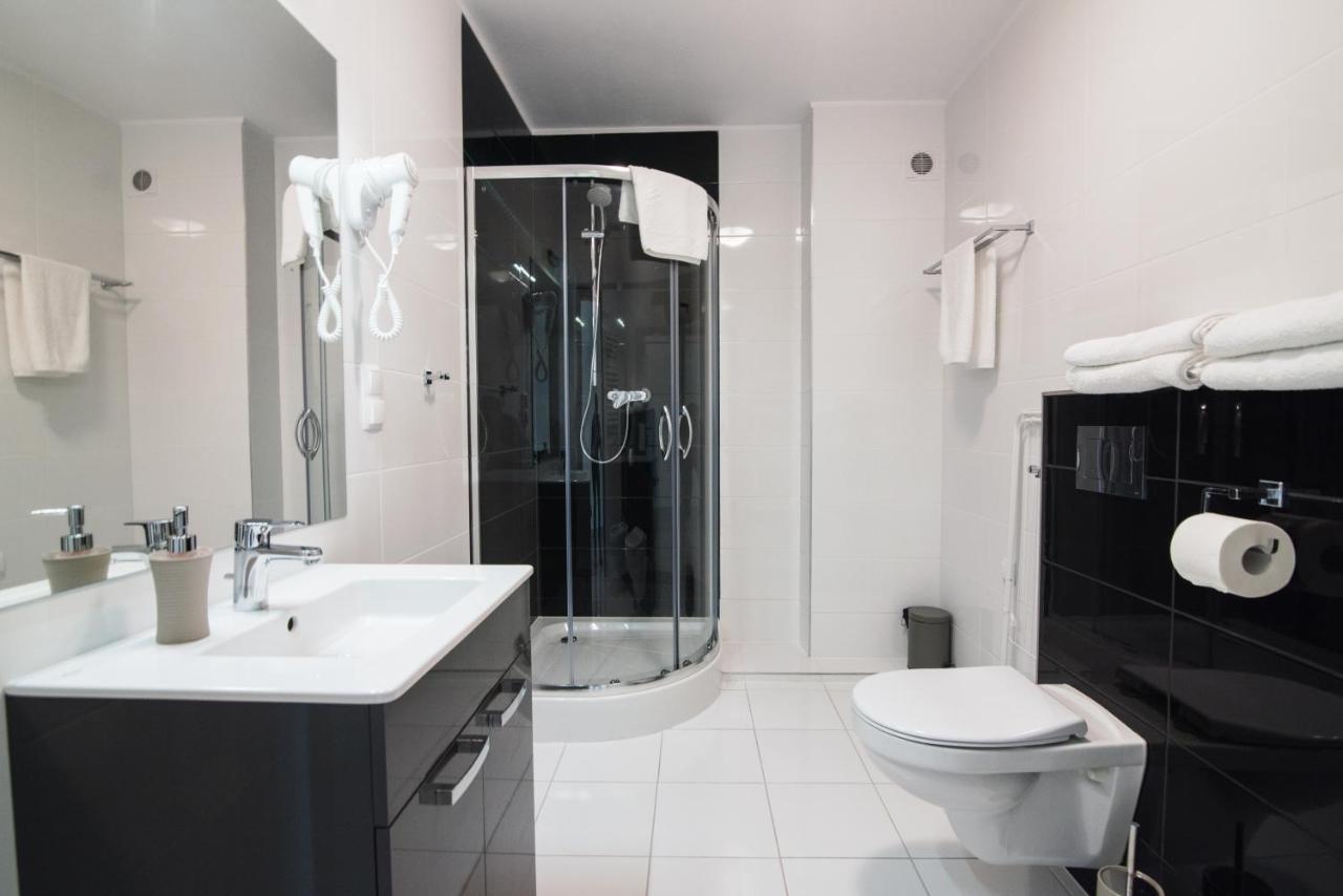 Aparthotel Koroni Raszyn