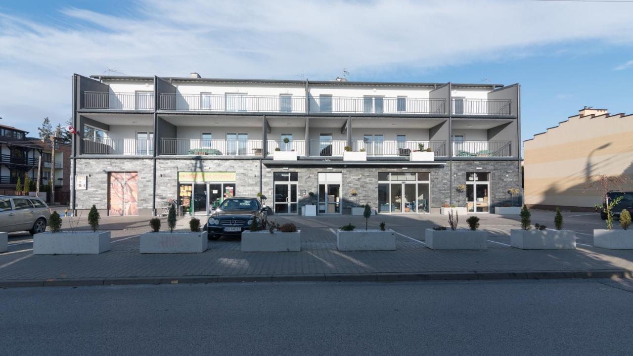 Aparthotel Koroni Raszyn