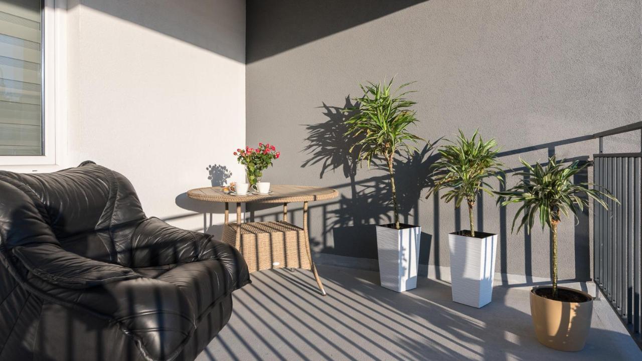 Koroni Aparthotel Raszyn