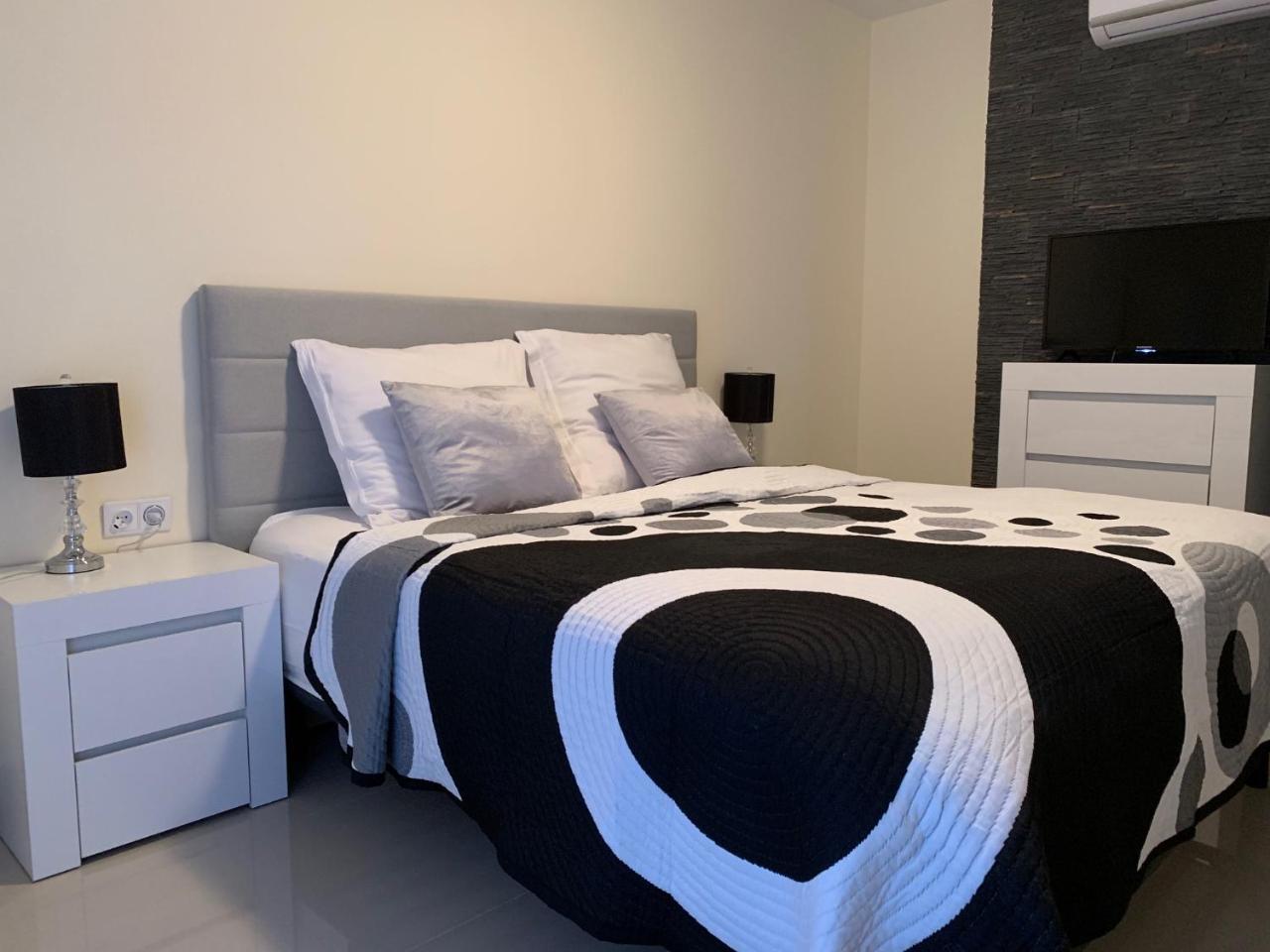 Aparthotel Koroni Raszyn